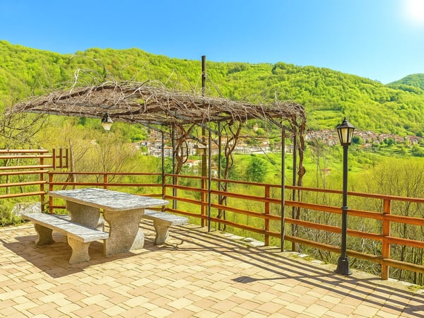 PER LE TUE VACANZE IN VALLE DI MUGGIO 9
