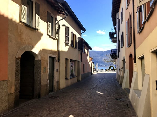 UN PROGETTO UNICO A DUE PASSI DAL LAGO 1