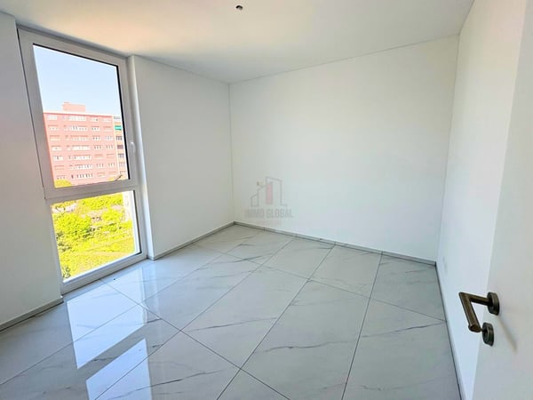 DESING, LUCE NATURALE E CONFORT MODERNO 9