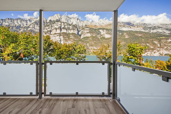 Wohnen mit Seesicht – hochwertige 4½-Zimmerwohnung mit See- und Bergsicht 2
