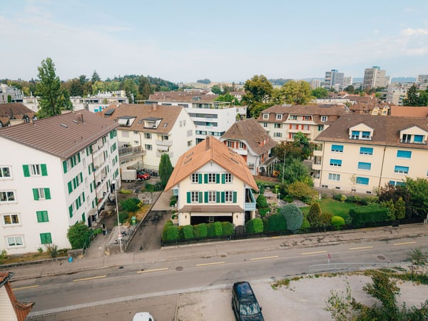 Charaktervolles 12-Zimmer Wohnhaus an idealer Lage in Bern 22