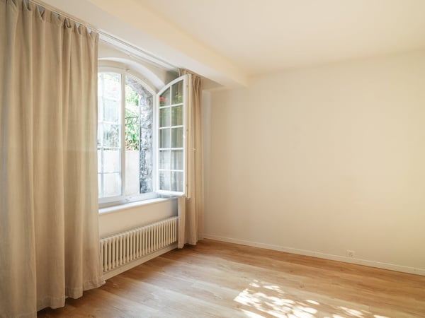 Charmante 2-Zimmer Wohnung in historischem Altbau in Thun 7