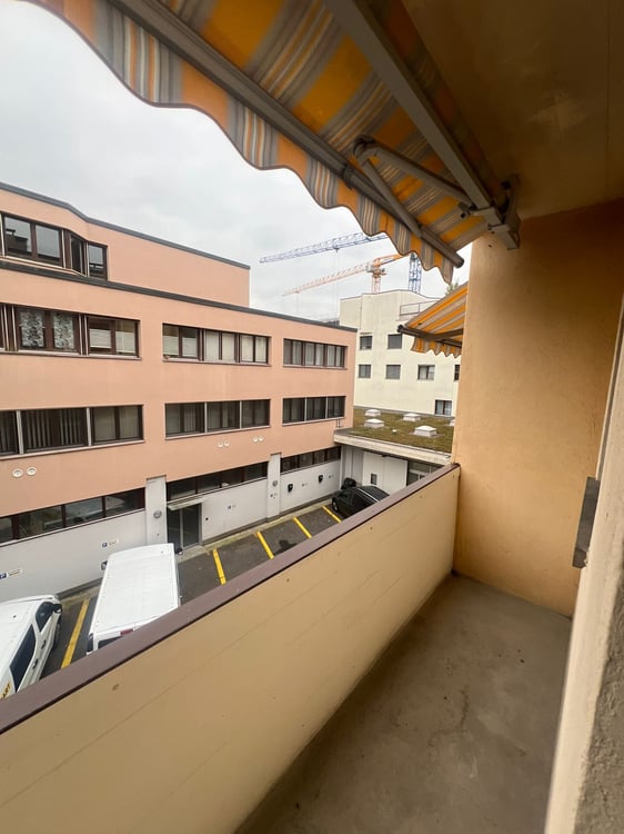 Gemütliche 2.5-Zimmer-Wohnung mit Balkon in Luzern 3