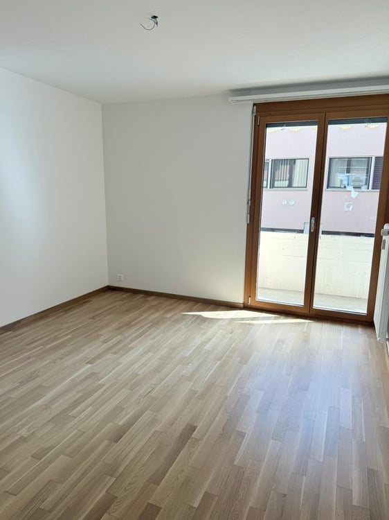 Charmante 3.5-Zimmer-Wohnung mit Balkon und Seeblick in Luzern 4