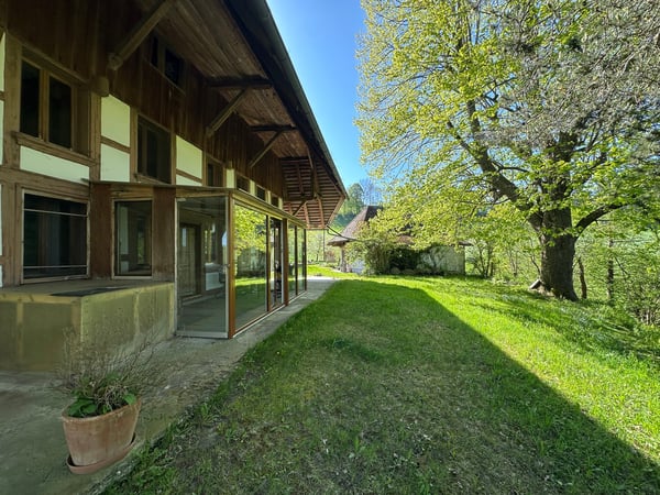 Bauernhaus, Stöckli m. 2 Wohnungen, Quellen, Aussicht, Sonne 5