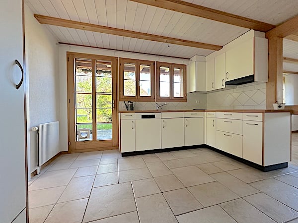 Bauernhaus, Stöckli m. 2 Wohnungen, Quellen, Aussicht, Sonne 29
