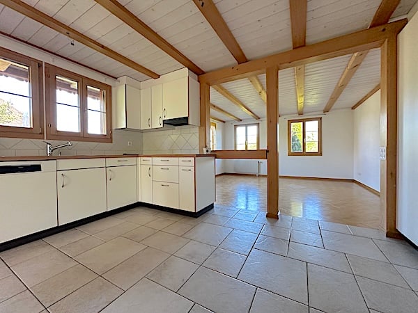 Bauernhaus, Stöckli m. 2 Wohnungen, Quellen, Aussicht, Sonne 30