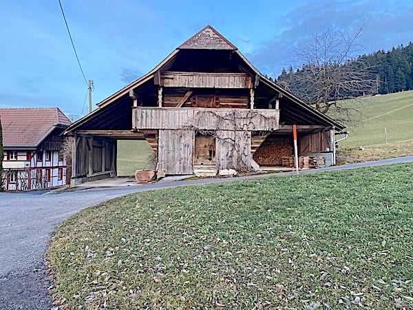 Bauernhaus, Stöckli m. 2 Wohnungen, Quellen, Aussicht, Sonne 7