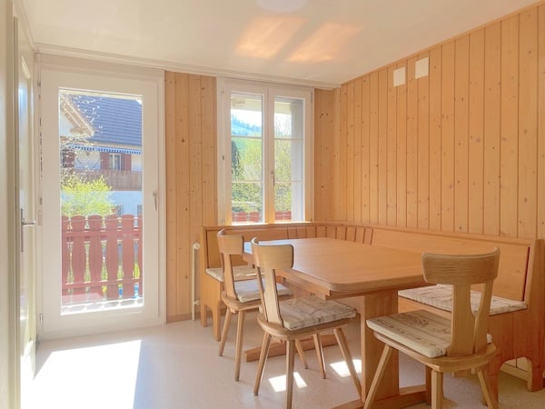 Mehrfamilienhaus m. grossem Garten, 13 Zimmer, 3 Wohnungen 22