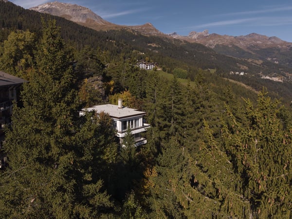 Spacieuse villa d'architecte des années 60