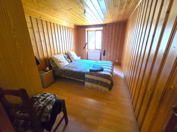 Un Lieu de Vie et d'Opportunités au coeur du Val Ferret : Immeuble mixte, café-restaurant et 3 appartements, grange et jardin 11