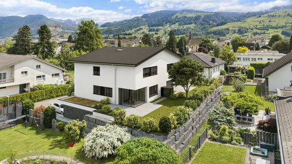 B19 - Familiäres Zuhause in Lachen am Zürichsee 1