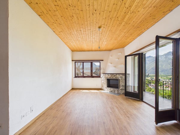 AMPIA CASA BIFAMILIARE CON VISTA APERTA, GIARDINO E BOX AUTO 17