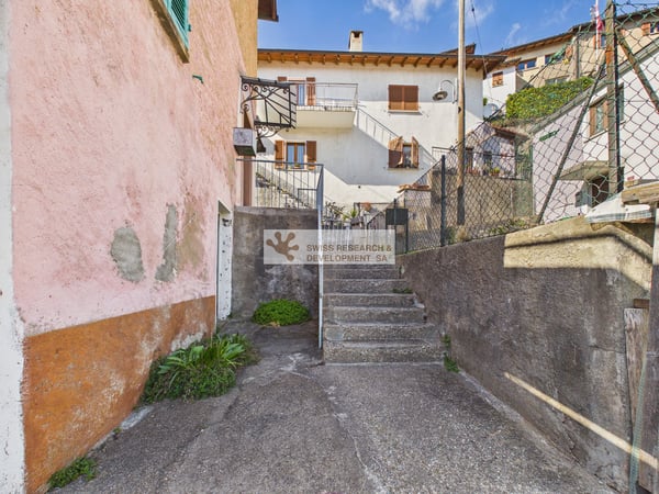 APPARTAMENTO DI VACANZA CON GIARDINO DA RISTRUTTURARE – ZWEITWOHNSITZ 17