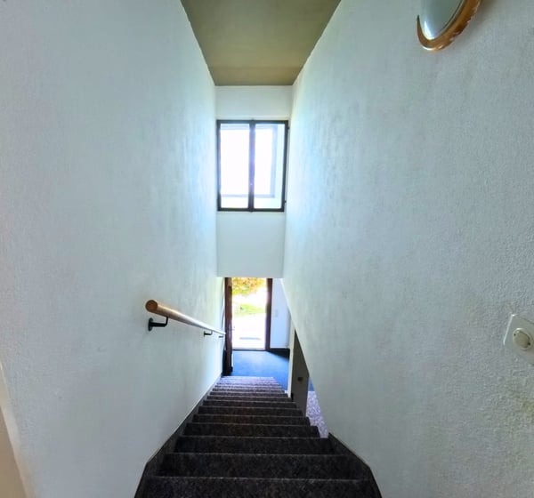 VILLA INDIPENDENTE CON GIARDINO E VISTA APERTA 8
