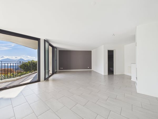 CASA CONTIGUA SU 3 PIANI CON GIARDINO E SPAZIO IDEALE PER STUDIO O ATTIVITA' INDIPENDENTE 11