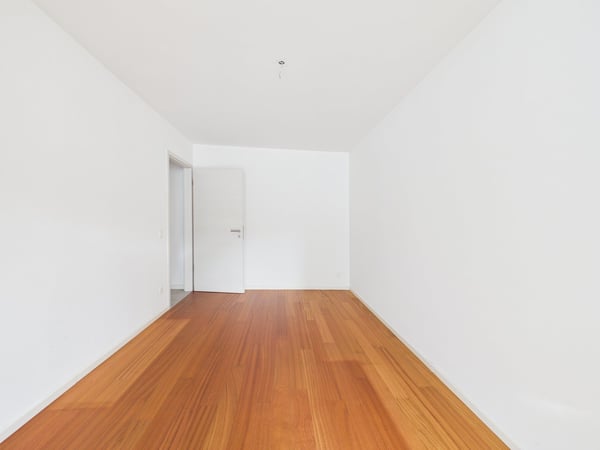 CASA CONTIGUA SU 3 PIANI CON GIARDINO E SPAZIO IDEALE PER STUDIO O ATTIVITA' INDIPENDENTE 29