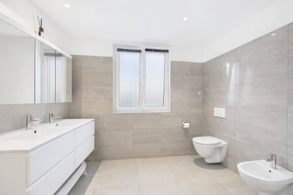 AMPIA CASA MODERNA CON TERRAZZA E UNITA' INDIPENDENTE 16