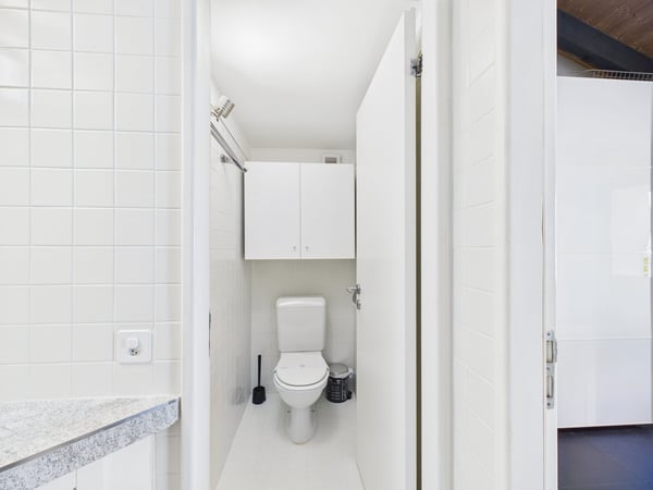 ACCOGLIENTE APPARTAMENTO DI 3.5 LOCALI CON BALCONE E VISTA APERTA-ZWEITWOHNSITZ 13
