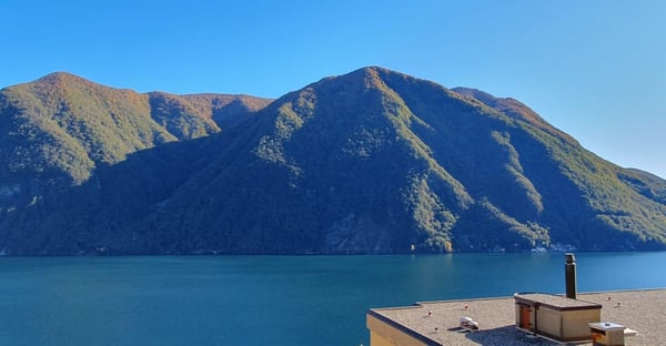 PRESTIGIOSA CASA INDIPENDENTE CON VISTA SUL LAGO DI LUGANO - AUCH ALS ZWEITWOHNSITZ VERFÜGBAR 1