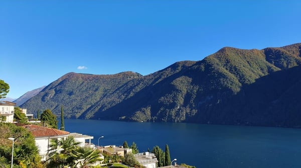 PRESTIGIOSA CASA INDIPENDENTE CON VISTA SUL LAGO DI LUGANO - AUCH ALS ZWEITWOHNSITZ VERFÜGBAR 10