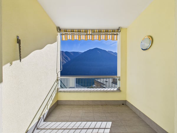PRESTIGIOSA CASA INDIPENDENTE CON VISTA SUL LAGO DI LUGANO - AUCH ALS ZWEITWOHNSITZ VERFÜGBAR 9