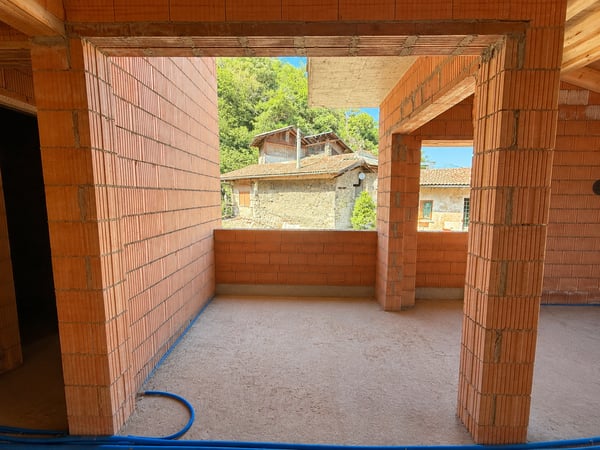 NUOVO PROGETTO RESIDENZIALE DI 3 UNITA' ABITATIVE 4