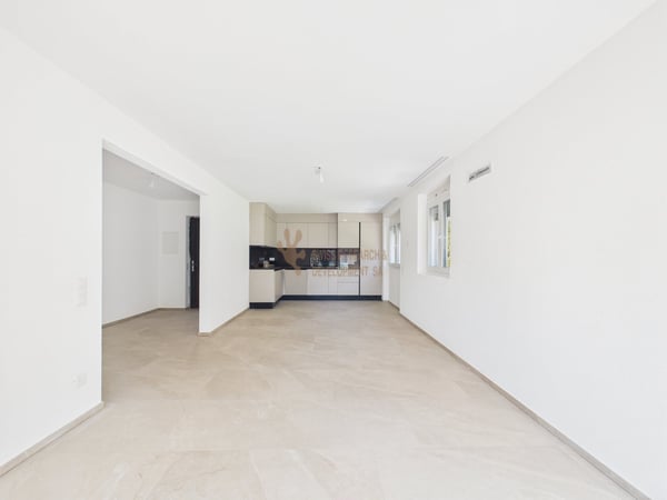 NUOVA EDIFICAZIONE : APPARTAMENTO DI 4,5 LOCALI CON VISTA APERTA E BOX AUTO INCLUSO 2