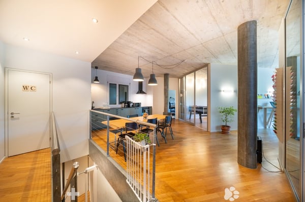 VIELSEITIGE 5-ZIMMER-EINHEIT AN TOPLAGE IN INTERLAKEN – WOHNEN ODER ARBEITEN MIT STIL 3