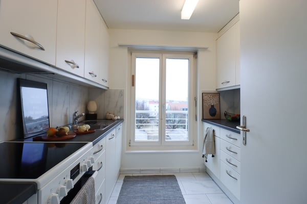 1.5-Zimmer Attikawohnung mit grosser Terrasse - 1 MONAT GRATIS! 2