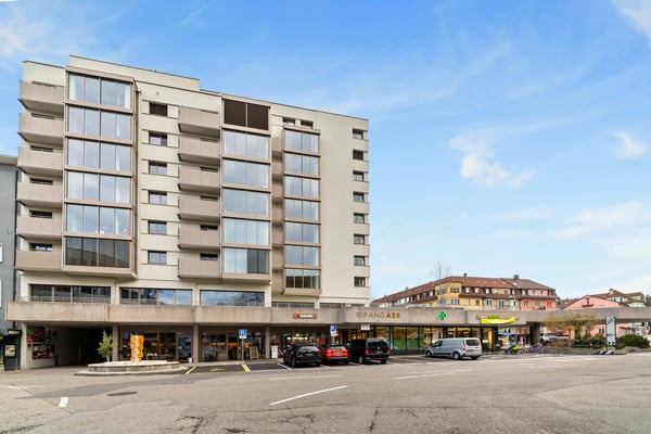 Parkplatz an der Aarauerstrasse 55 gesucht? 2