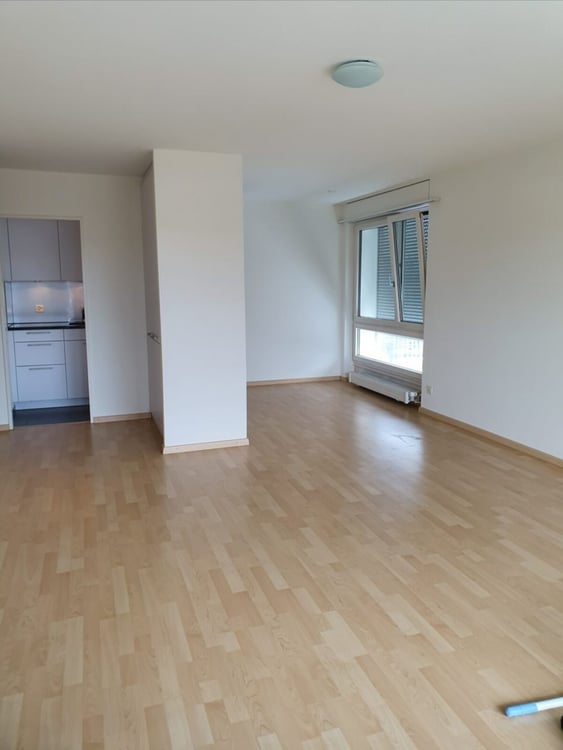 Helle Wohnung mitten im Dorfzentrum 3