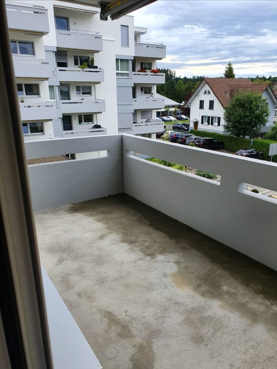 Helle Wohnung mitten im Dorfzentrum 4