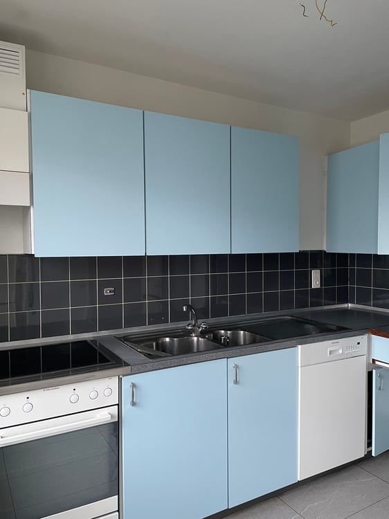 Helle 4.5 Zimmerwohnung in Wettngen 2