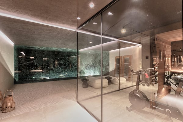 Modern Alpine Retreat 12