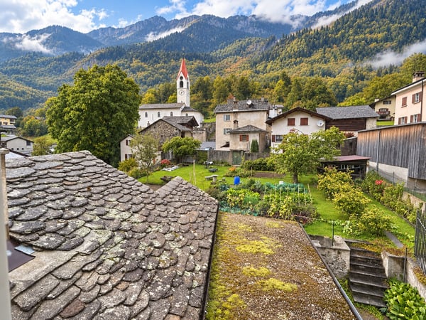 Historisches Wohnhaus mit drei Wohnungen 6
