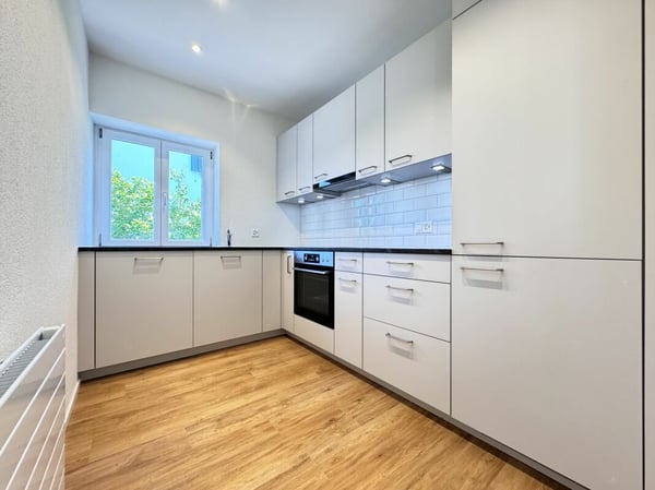 Rennoviertes Zweifamilienhaus mit 3.8 % Bruttorendite in ruhiger Lage 5