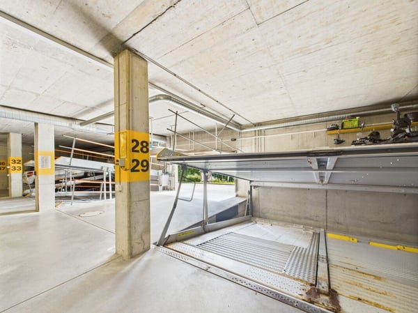 Bergpanorama garantiert! 2 Tiefgaragenplätze und 1 Aussenparkplatz inklusive! 23