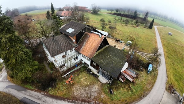 Einmalige Chance für Visionäre - Grosszügiges Grundstück mit Entwicklungspotenzial 4