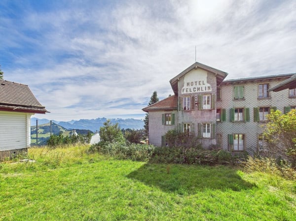 Der wohl schönste Platz auf der Rigi mit unverbaubarem Panorama 1