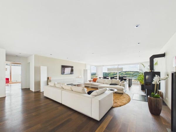 Exklusive 6.5-Zimmer-Maisonette-Terrassenwohnung mit Alpenpanorama & 75 m² Sonnenterrasse 5