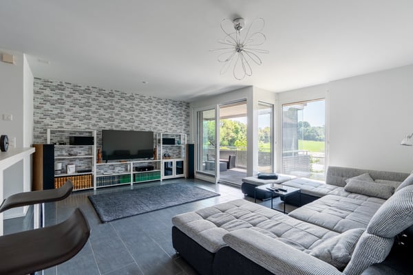 Appartement 5.5 pièces au dernier étage – calme, lumineux et idéalement situé à Givisiez 3