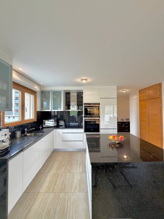 Magnifique appartement de 1.5 pièces avec vue panoramique à Romont 2