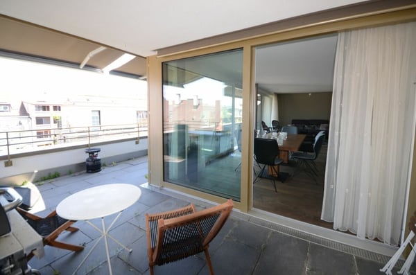 1.5 Zimmer Attikawohnung mit Balkon und Loggia 7