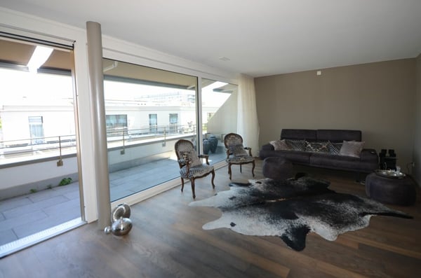 1.5 Zimmer Attikawohnung mit Balkon und Loggia 3