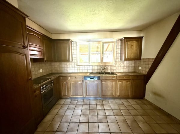 Mehrfamilienhaus mit Gastronomieanteil an zentraler Lage 9