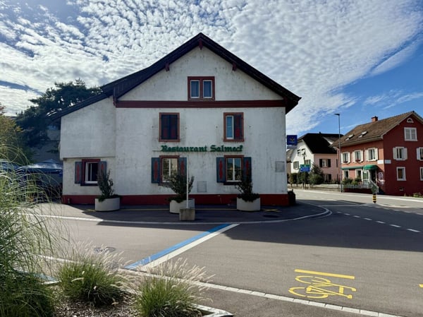 Mehrfamilienhaus mit Gastronomieanteil an zentraler Lage 11