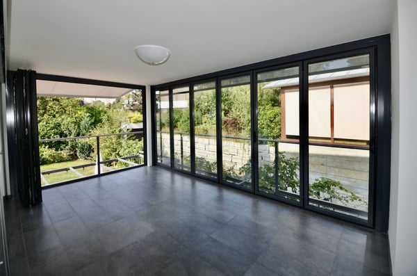 Helle 1.5 Zi. Wohnung mit grosser Loggia 5