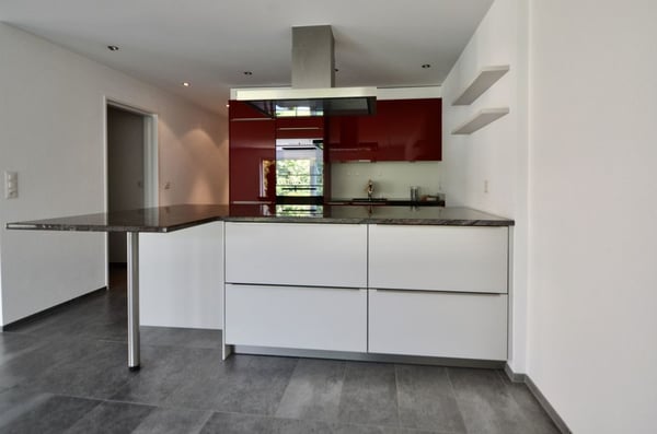 Helle 1.5 Zi. Wohnung mit grosser Loggia 6