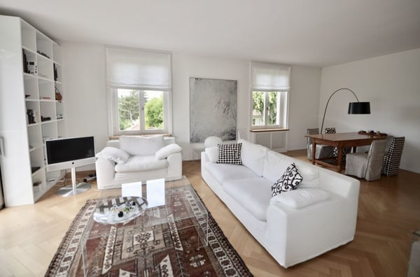 Möbliert: Gediegene Gästewohnung in herrschaftlicher Villa 1